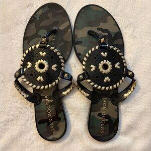 Like New Jack Rogers Camouflage Thong Sandals | Summer | Vacation | Resortwear